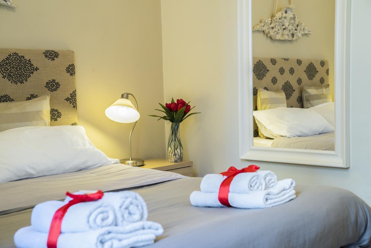 Rossocorallo B&B Catania Bagian luar foto